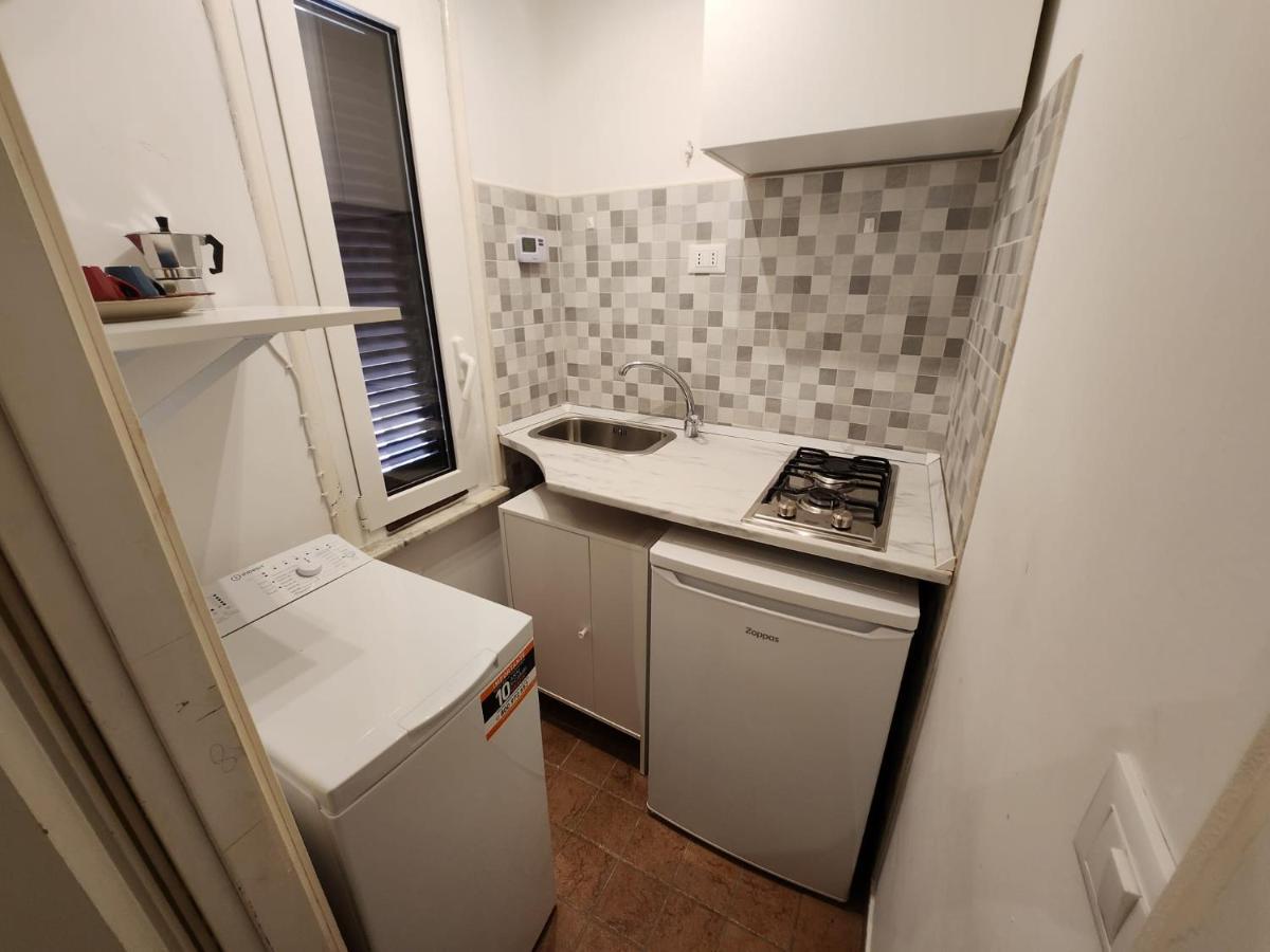 Monolocale Suite Con Terrazzino Rom Exterior foto